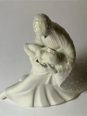 Vintage Holland Mold of Mary holding baby Jesus bisque porcelain masterpiece.